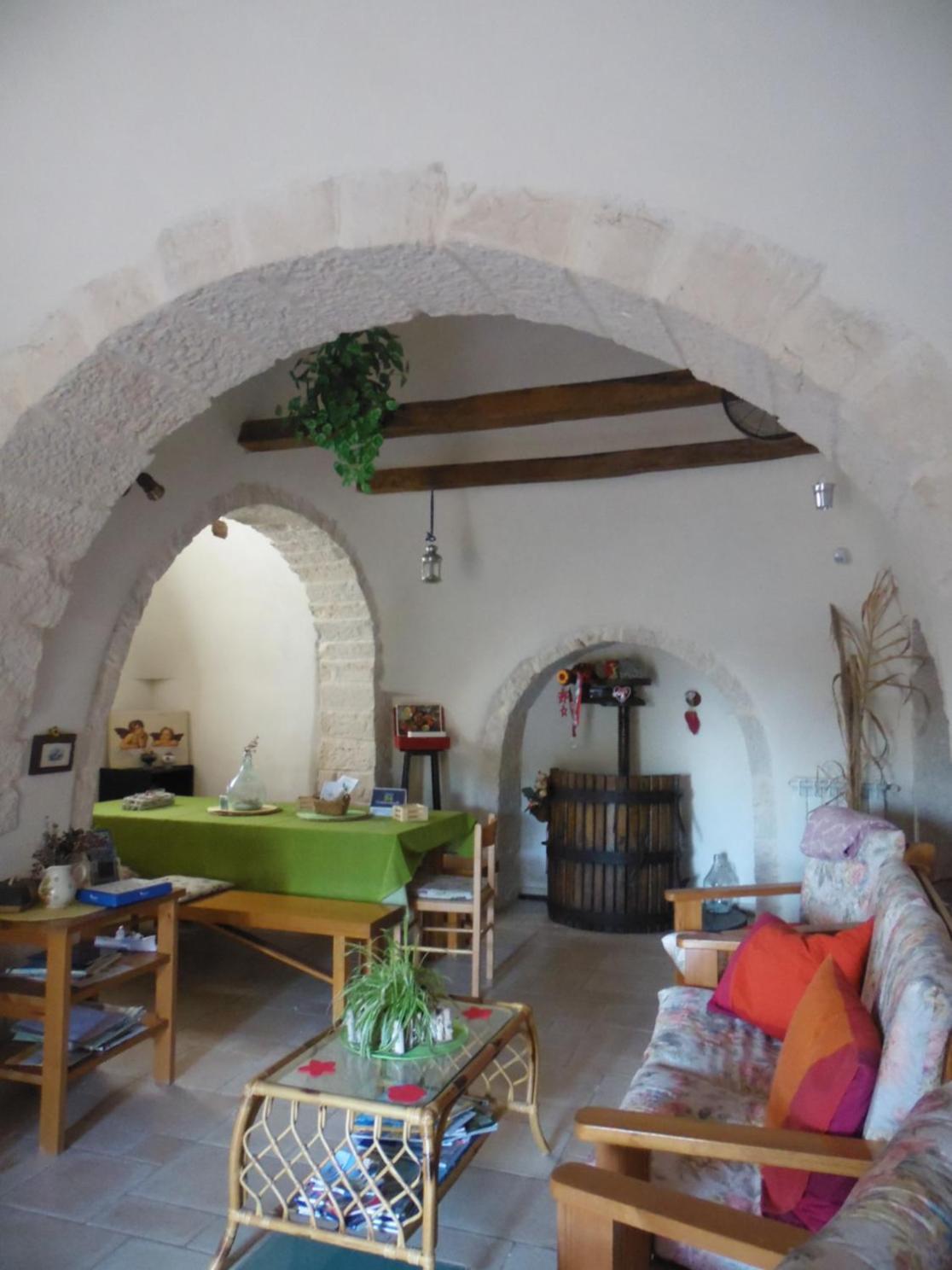 מרטינה פרנקה B&B Trulli Sotto La Cupa מראה חיצוני תמונה